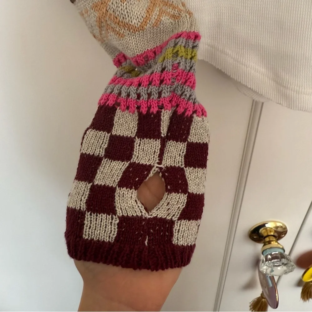 Free People “Gorgeous Thermal Cuff”‎